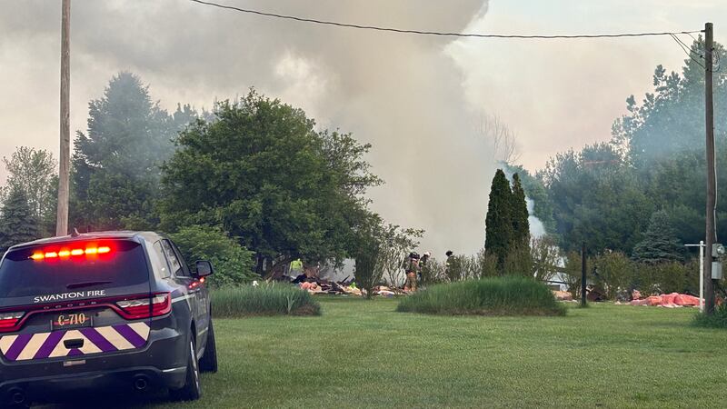 Emergency crews respond to home explosion in Fulton Co.