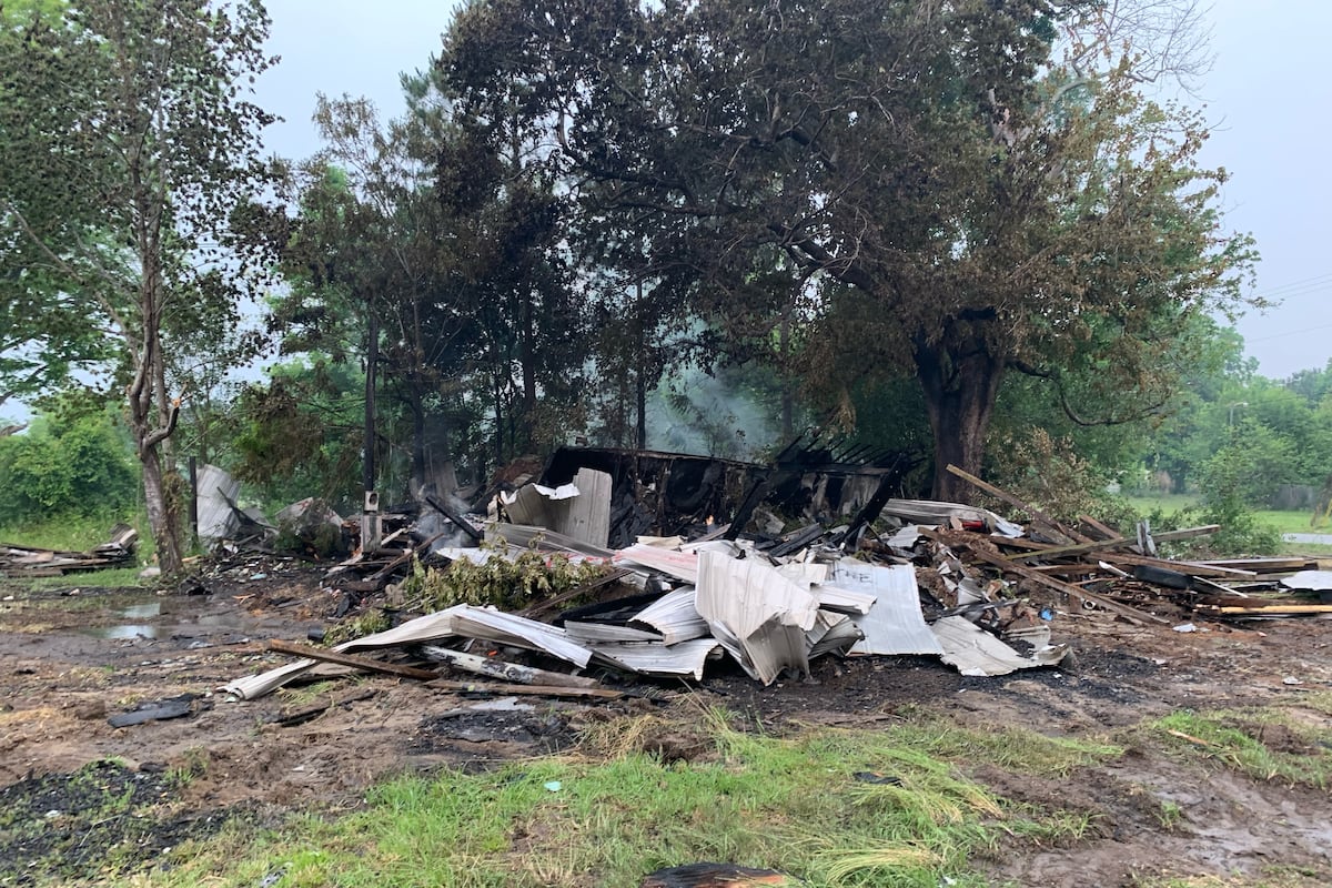 preloaded gallery image