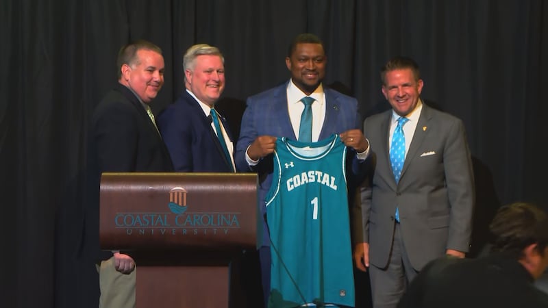 Coastal Carolina University introduced Justin Gray as its new men’s basketball coach on Thursday.